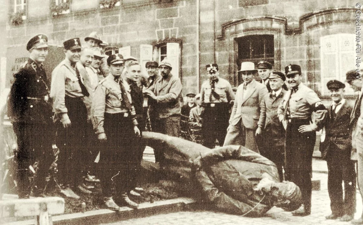 Erlangen im Nationalsozialismus Zwischen Bücherverbrennung und Reichspogromnacht