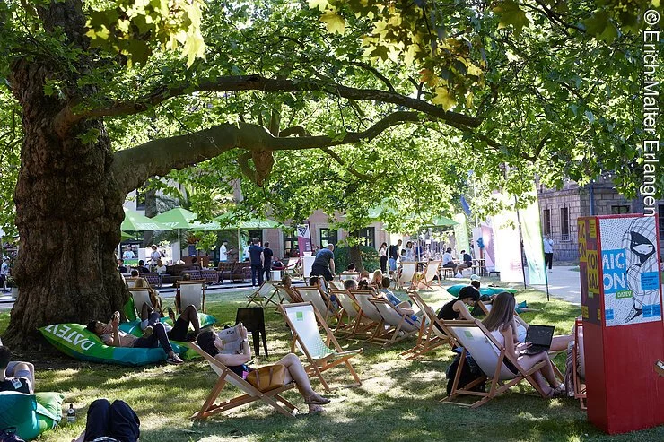 Sitzgelegenheiten im Schlossgarten