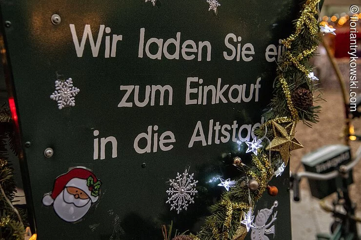 Altstädter Weihnachtsmarkt am Altstädter Kirchenplatz