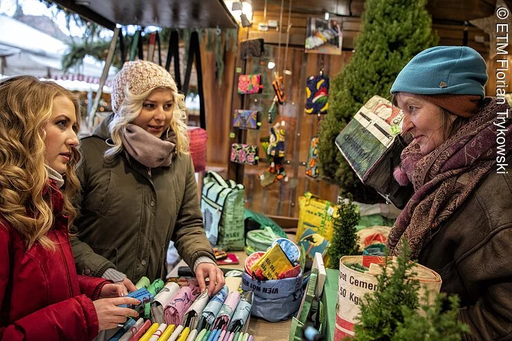 Einkaufen am Historischen Weihnachtsmarkt