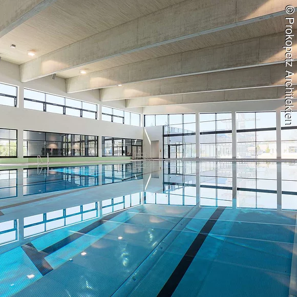 Hallenbad Westbad Erlangen Innenansicht