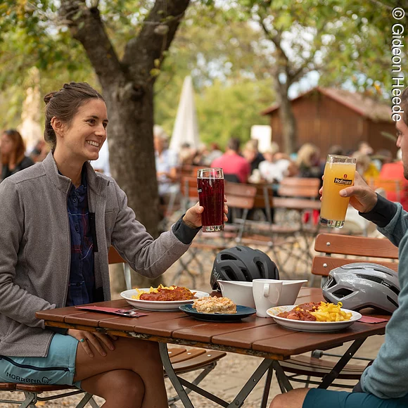 Einkehren in einem fränkischen Bierkeller