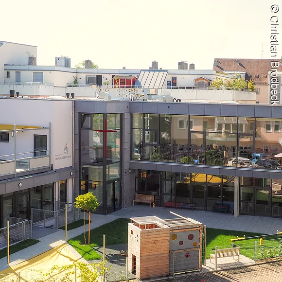 Außenansicht EV. Familienzentrum