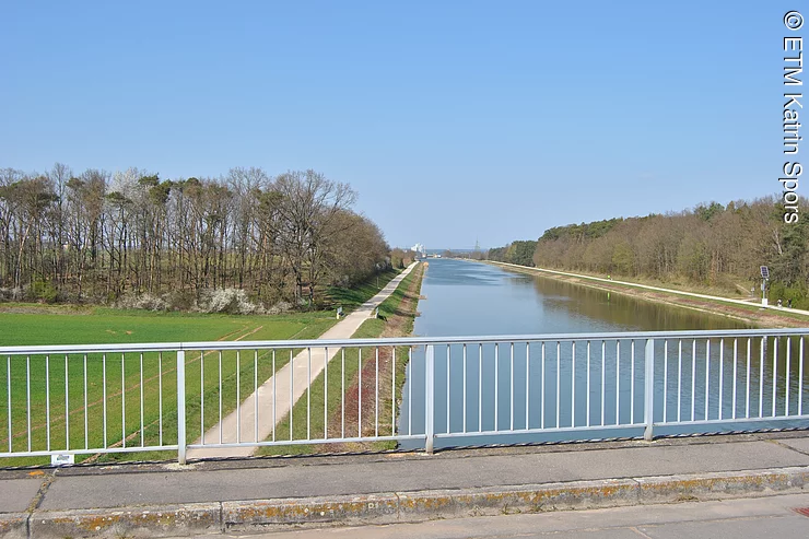 Brücke Blick von der Brücke zwischen Hüttendorf und Erlangen Bruck