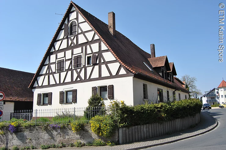 großes Fachwerkhaus