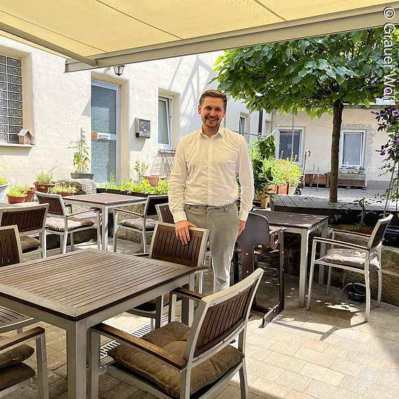 Martin Langhammer in seinem Innenhof