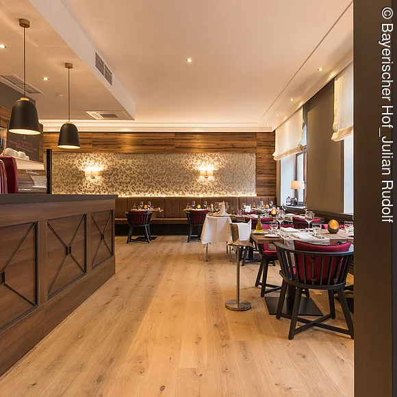 Eingangsbereich des Restaurant Rosmarin im Hotel Bayerischer Hof