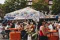 Blick auf den Schlossplatz zur Festa Italica