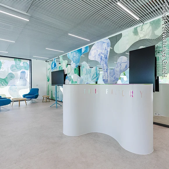 Empfang The Factory
