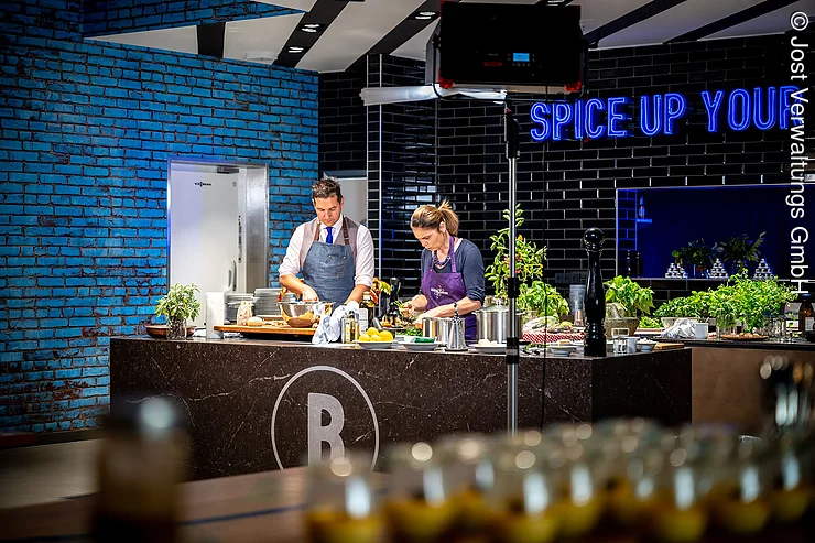 Teamevent in der Showküche der Brucklyn Hall