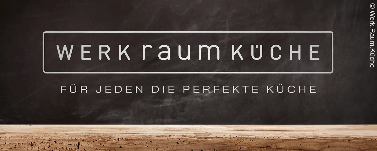Werk.Raum.Küche Logo schwarzer Hintergrund, weiße Schrift