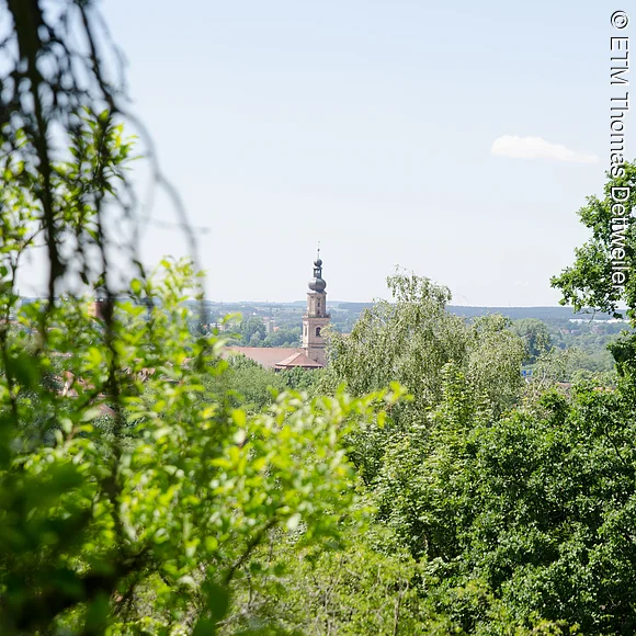 Blick über Erlangen vom Burgberg aus Richtung Süden