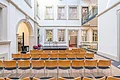 Innenhof Palais Stutterheim mit Bestuhlung