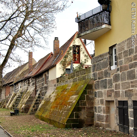 Saugraben, alte Stadtmauer