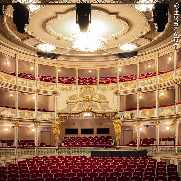 Markgrafentheater Saal Blick in den Saal des Erlanger Markgrafentheaters