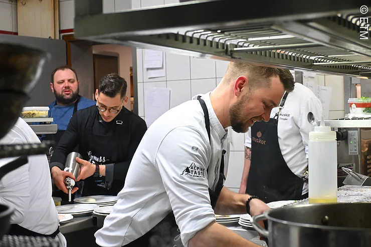 Sternekoch Maximilian Koch im Alten Brunnen, Marloffstein