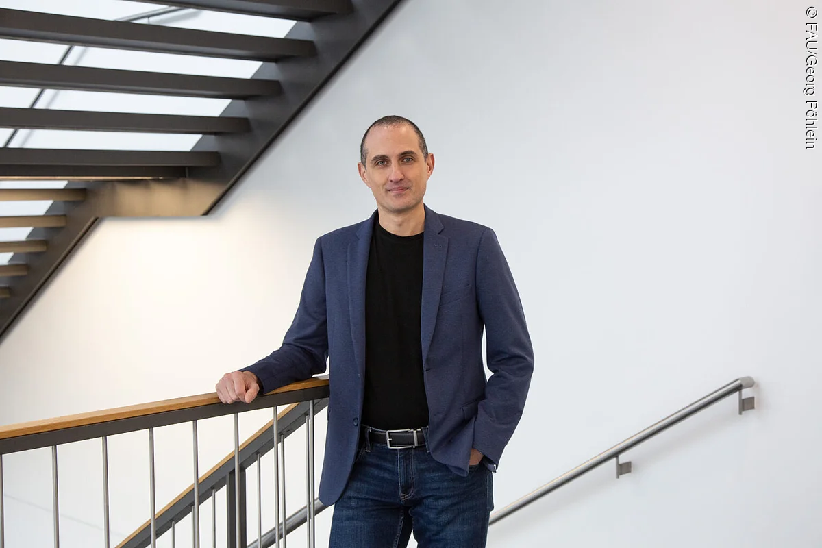 Ein Porträt von Prof. Dr. Giovanni Del Galdo